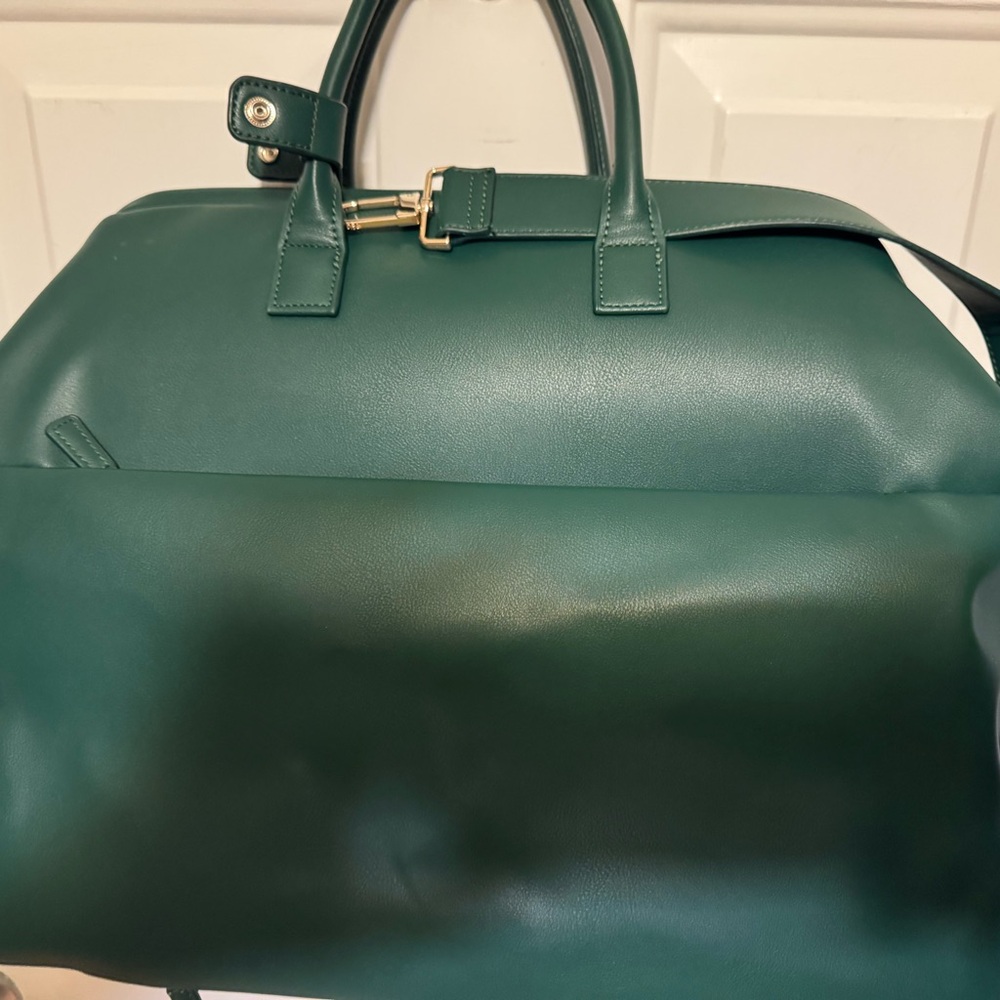 Beis Wicked Green Weekender